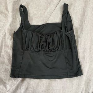 Basic black cropped tank top